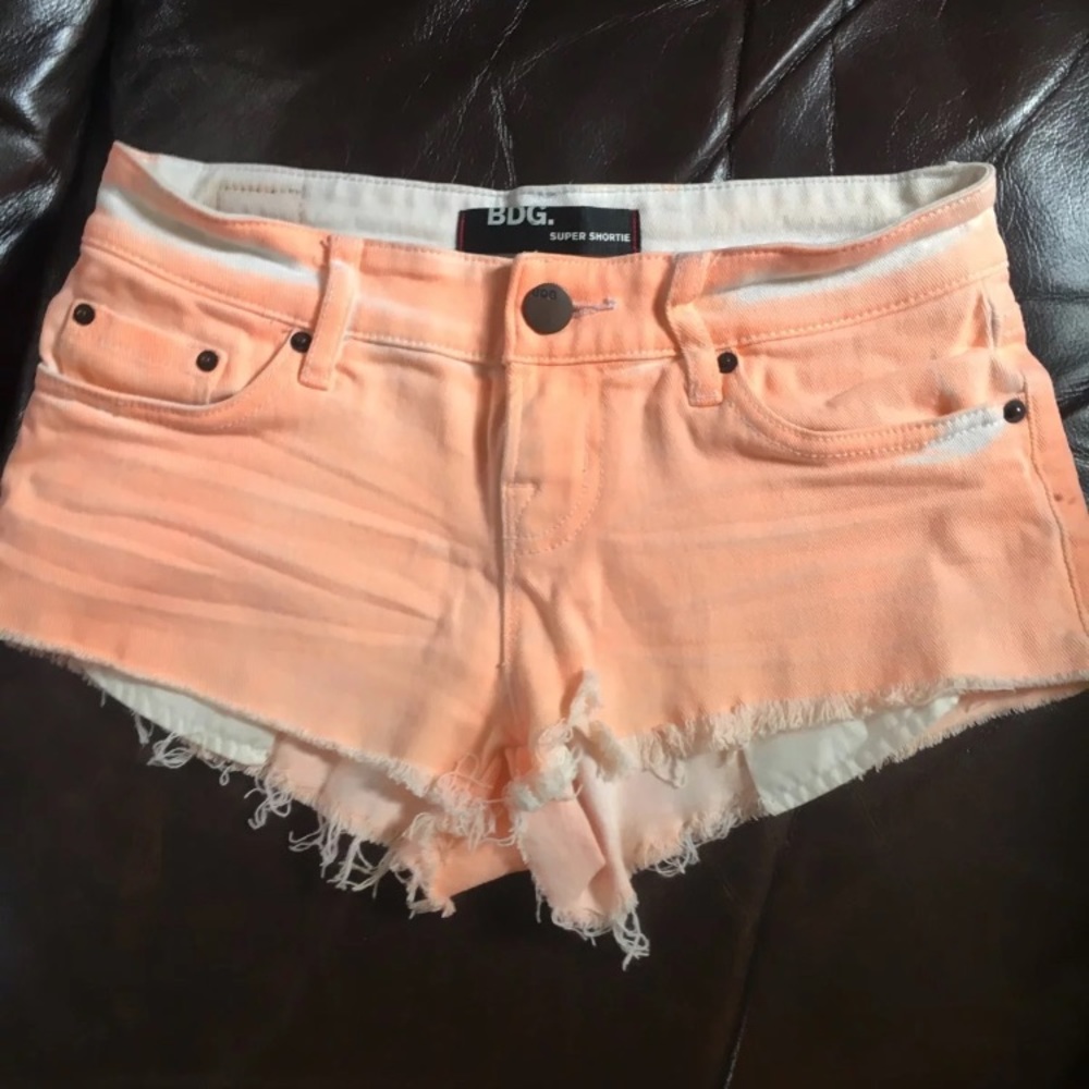 Orange cream shorts